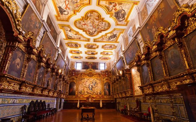 Interior de la iglesia de San Pedro